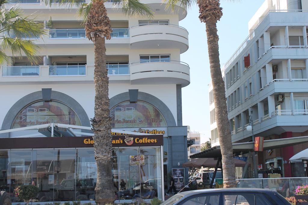 Mama Seaside Apartment Ларнака Екстериор снимка